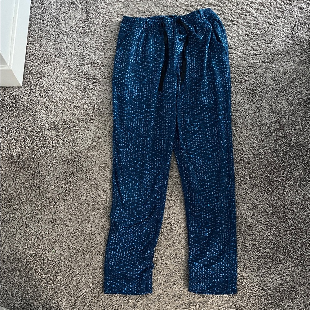 Lululemon Athletica Blue Patterned Pants‎